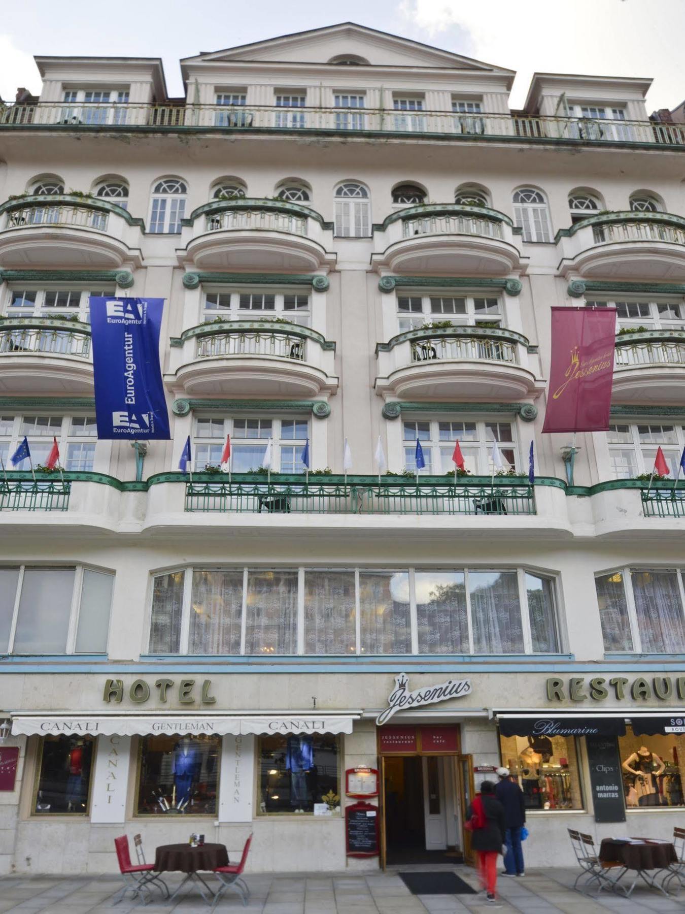 Ea Hotel Jessenius Κάρλοβι Βάρι Εξωτερικό φωτογραφία